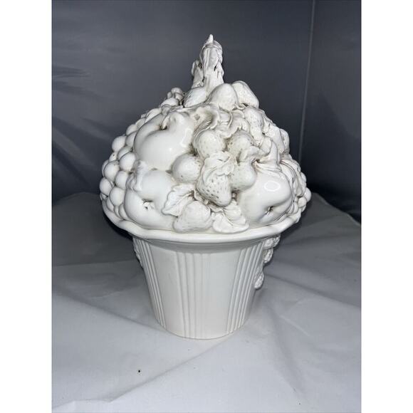 BELLA CASA by GANZ 2 Pc White Lidded Fruit Cookie Jar or Storage Jar - Picture 3 of 10
